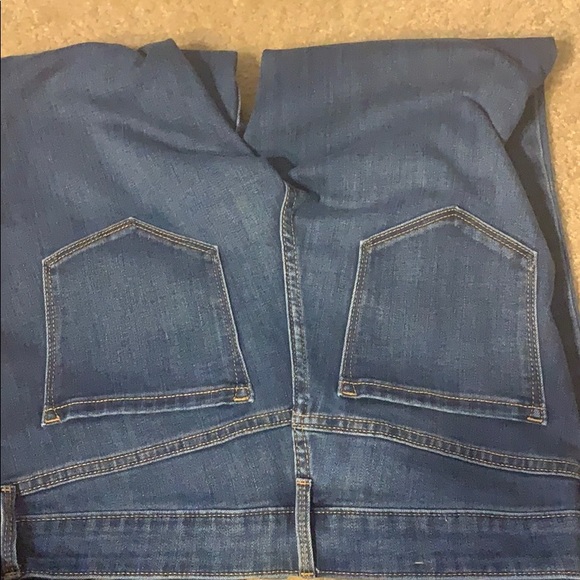 BRAND NEW Old Navy Skinny Jeans - Picture 9 of 9